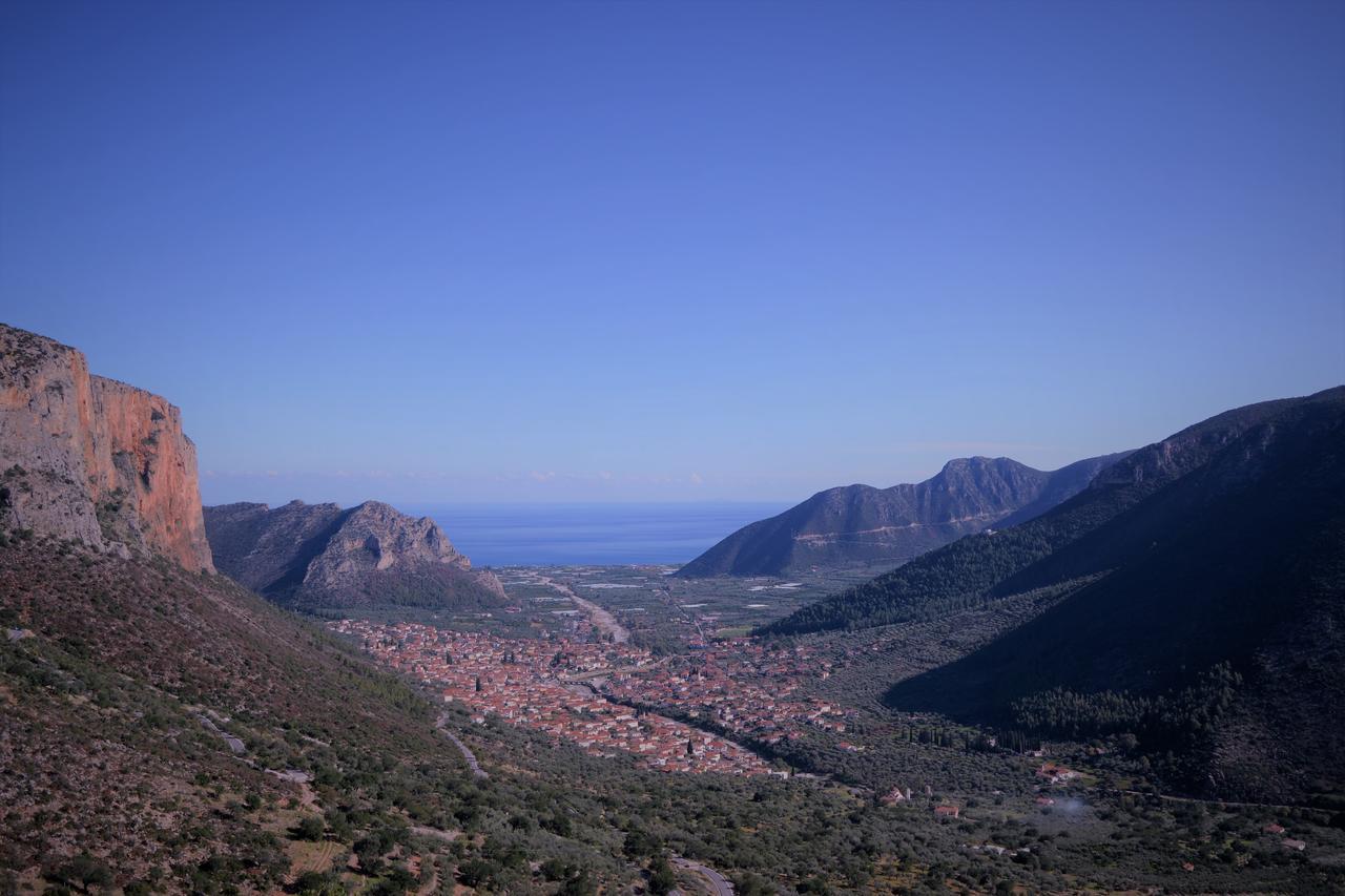 Amera Leonídion Buitenkant foto
